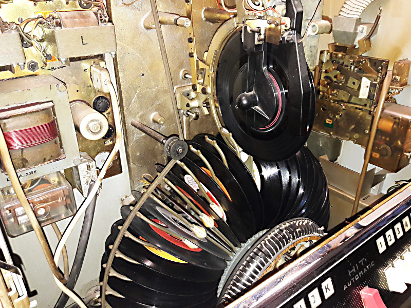 Innenansicht der Jukebox Innenansicht der Jukebox