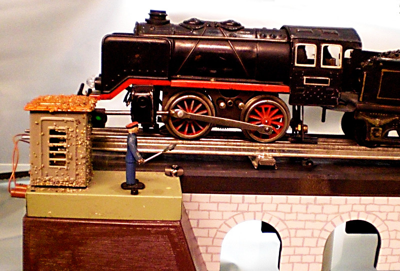 Lokomotive mit Bahnwärterhäuschen Lokomotive mit Bahnwärterhäuschen